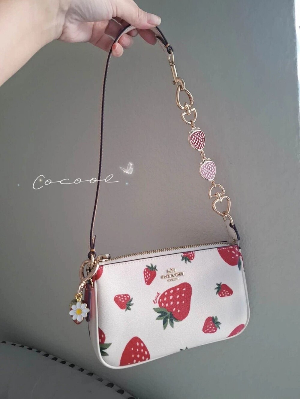 New Coach Nolita 19 With Strawberry Print CH533 + Extended Strawberry chain - Picture 4 of 11
